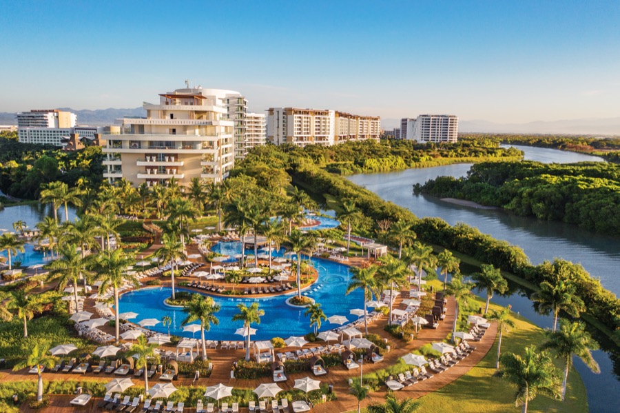 Vida Vacations resort in Puerto Vallarta